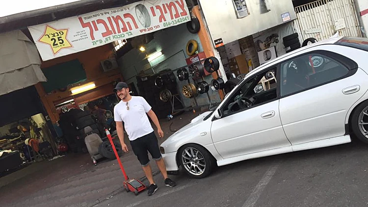 מקצועיות, אמינות, שירות ומחיר: הדיל של צמיגי המוביל | רשת 13