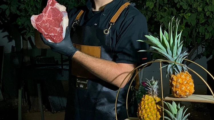 MEAT & GRILL : ריחות וטעמים שלא תשכחו | רשת 13