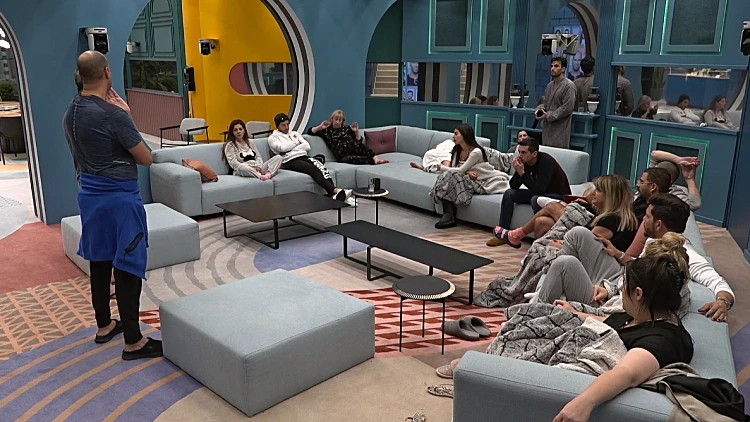 טיימליין האח הגדול – היום ה-11: הדיירים בשיחות על התקציב השבועי הראשון | רשת 13