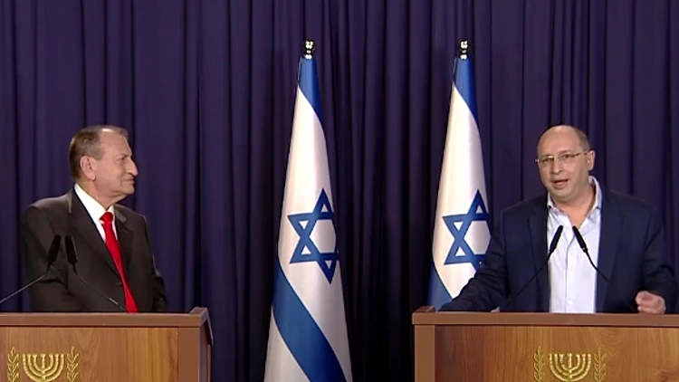 חולדאי לא שואף להיות ר"מ – יסתפק בלהשפיע מבפנים • פרשנות