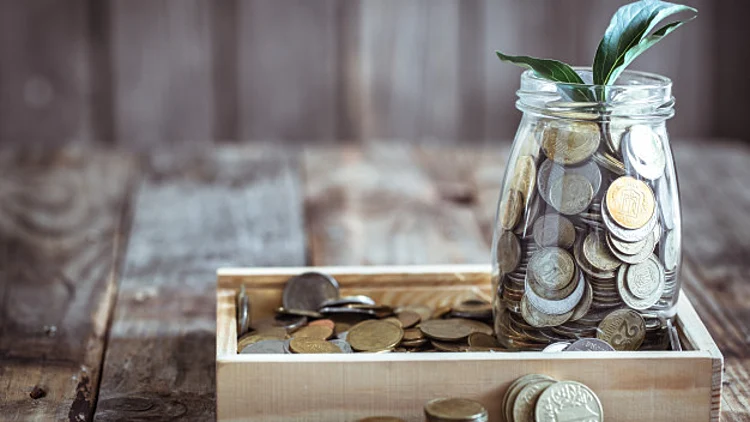 ניכיון צ'קים – "שוק אפור" או "שוק חוקי"!? | רשת 13