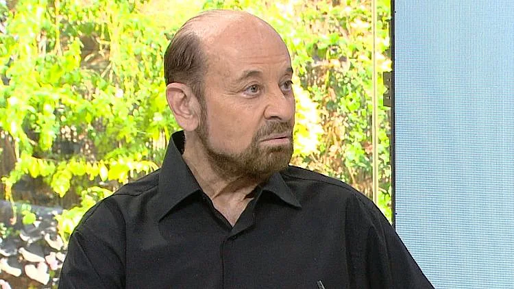 יש רופא באולפן: פרופ' קרסו עם כל מה שצריך לדעת על החיסונים נגד קורונה