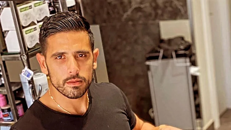 יהודה אהרוני- השם הכי חם בארץ בתחום עיצוב השיער החלקות הבלאייז' והגוונים | רשת 13