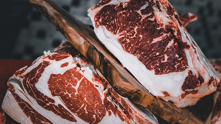 נתח מנצח: סימנטל דבאח – בשר למביני עניין | רשת 13