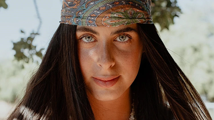 ליאב מזרחי, נומרולוגית עם סיפור חיים מרתק ומדהים | רשת 13