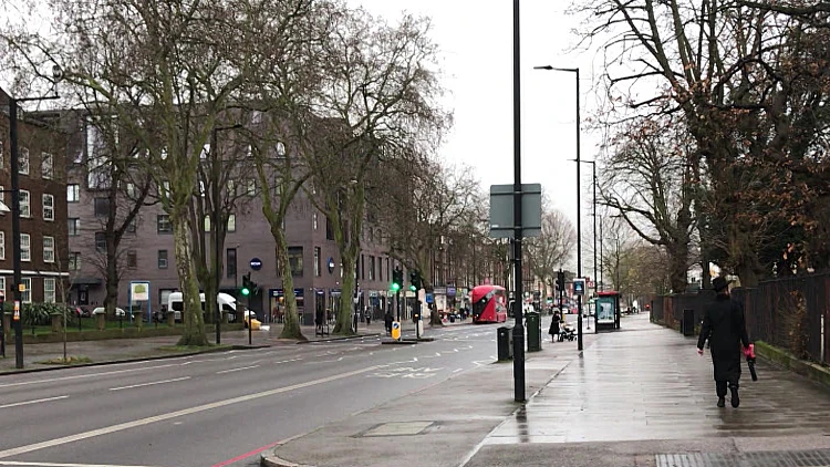 השכונה בבריטניה ששני שלישים מתושביה חלו - מציגה חסינות עדר