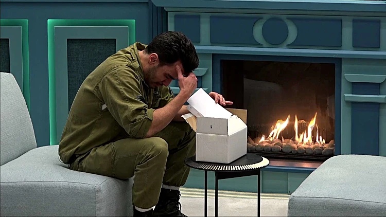 "מצפים ממך למשהו ואתה צריך לספק. זה תוקע אותי"