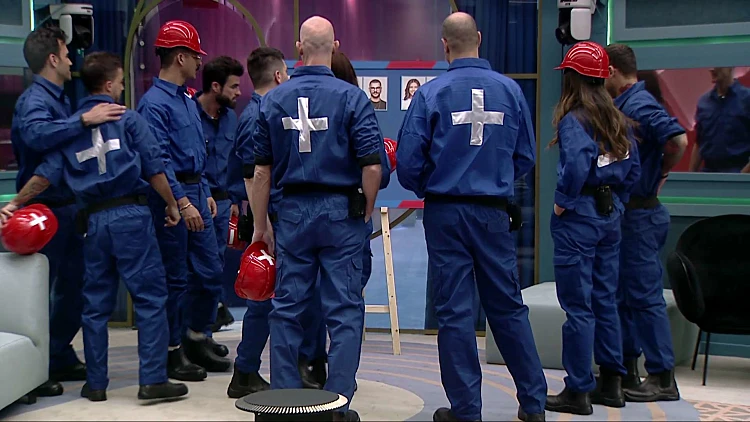 טיימליין האח הגדול – היום ה-79: משימת האנרגיה יוצאת לדרך! | רשת 13