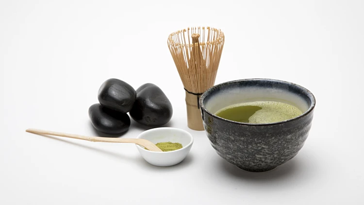 הטרנד שסחף את העולם: ישראל מתמכרת למאצ'ה | רשת 13