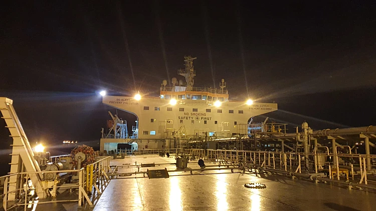 המשרד להגנת הסביבה: המכלית היוונית לא אחראית לזיהום הזפת