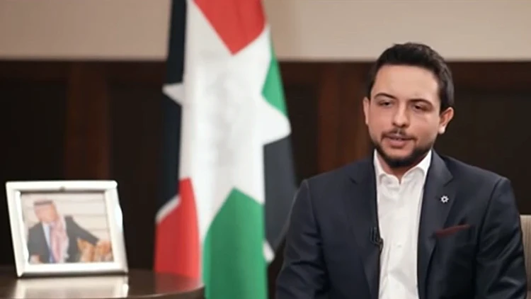 3 מיליון עוקבים באינסטגרם וכנפי טיסה מאביו: מיהו נסיך ירדן?