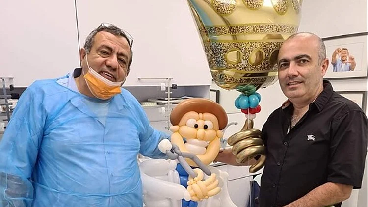 ד"ר עמוס בוחניק מסביר – מתי נכון לעשות טיפול שיניים בהרדמה מלאה? | רשת 13