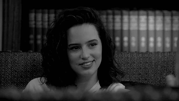 ללא פילטרים, קורין גדעון