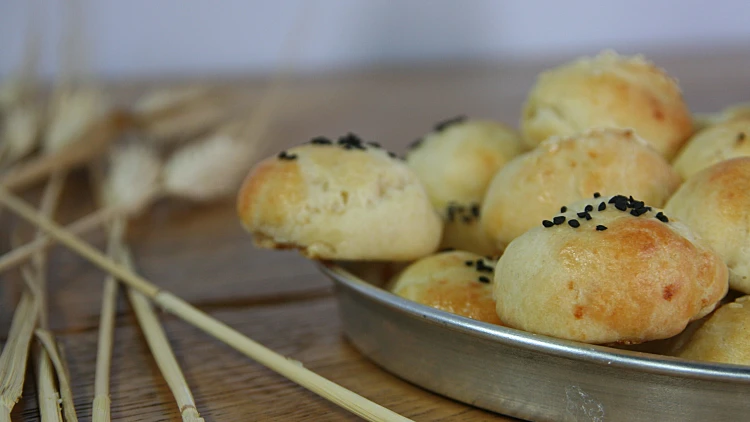 כדורי בצק עם גבינה של דוד אלבז | רשת 13