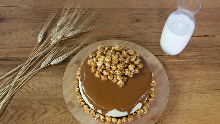 עוגת גבינה ולוטוס פופקורן של קארין בן ארי | רשת 13