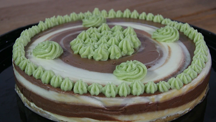 עוגת גבינה עם שוקולד של שלום אשלג | רשת 13