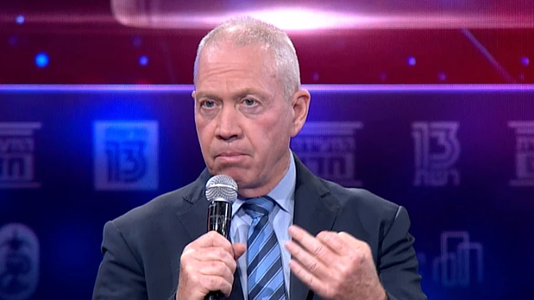 גלנט בוועידת חדשות 13: "בנט לא יכול להיות ראש עיר בינונית"