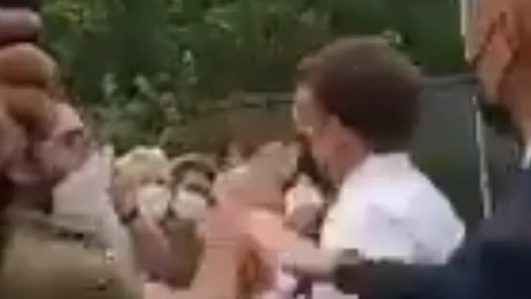 צרפת: מפגין סטר לנשיא עמנואל מקרון • תיעוד