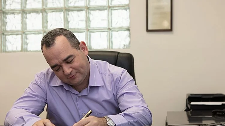 ערן צרפתי פישר