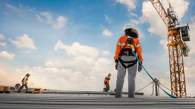 תוכנית כוכבי הבטיחות  – מטה הבטיחות בענף הבנייה | רשת 13