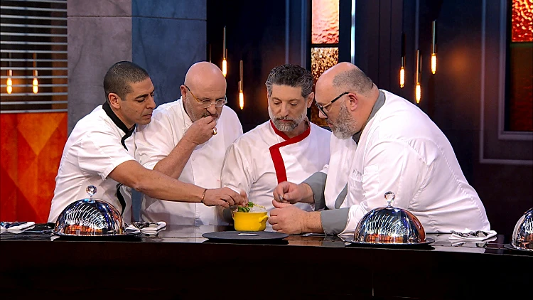 "תראו איזה אוכל הם מוציאים לקרב ראשון": השפים מתלהבים מהמנה החמה