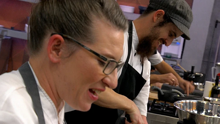 הערב ב"משחקי השף": מה גרם לסבטלנה לשיר "נחמן מאומן" באמצע המשימה?