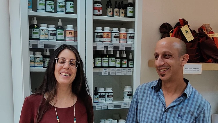 בעלי דרך המשי