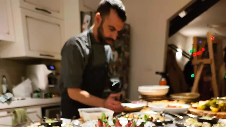 שלל מנות של שי קפויה