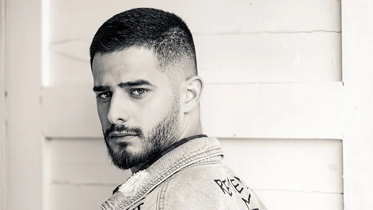 עדן חסון מגלה מה השיר הישראלי האהוב עליו מהאירוויזיון