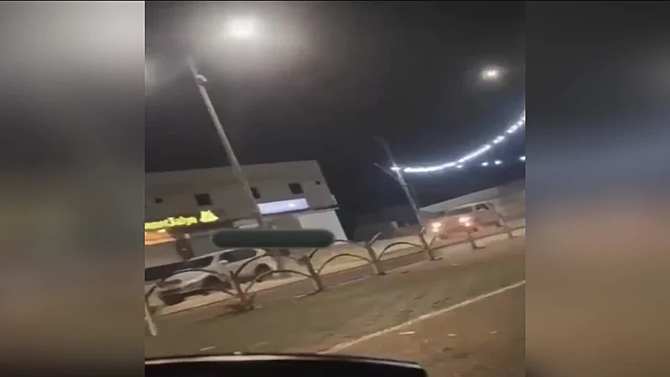 תיעוד: פחד ואימה ברחובות רהט - מרדף כנופיות תחת ירי ורימונים