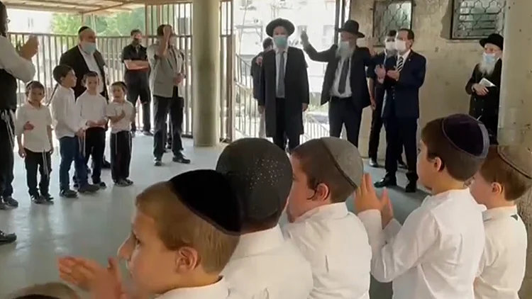 שנת הלימודים בחברה החרדית נפתח היום: בלי בדיקות קורונה