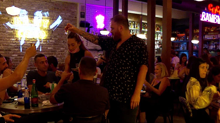 חגיגה וארוחה במחיר אחד: המסעדות שבהן תסיימו את הערב רוקדים