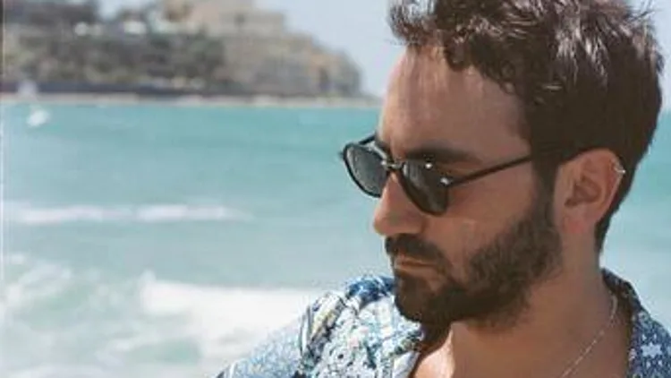 שחר רופ: " בגלל שאני הבן של אבא שלי מציעים לי כל הזמן להשתתף בתוכניות ריאליטי"