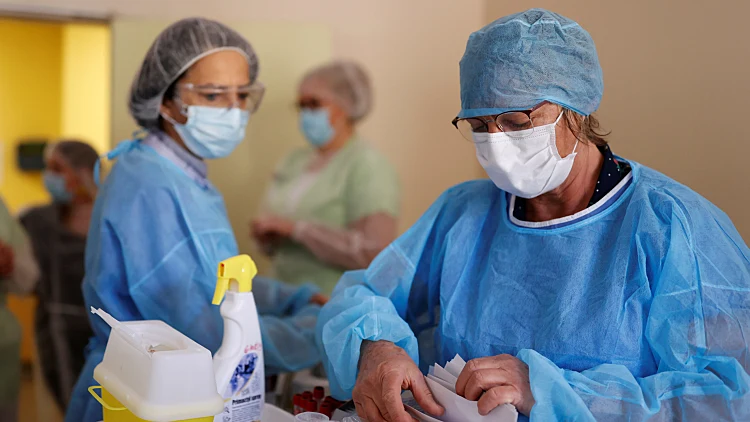 צוות רפואי, בדיקות סרולוגיות, קורונה