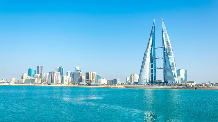 Skyline,of,manama,dominated,by,the,world,trade,center,building,