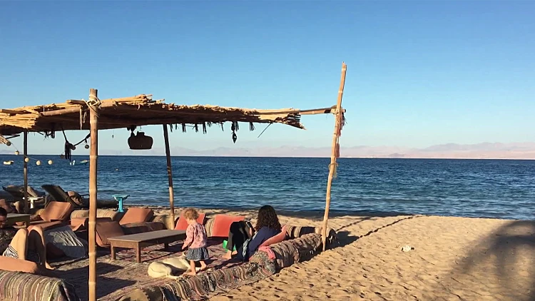 יורדים לסיני