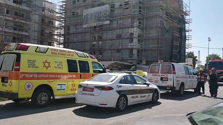 אתר הבנייה בקריית אונו בו נהרג הפועל