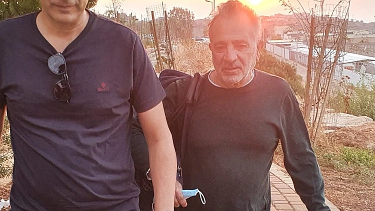 לאחר שהורשע בעבירות מין: השחקן משה איבגי נכנס לכלא
