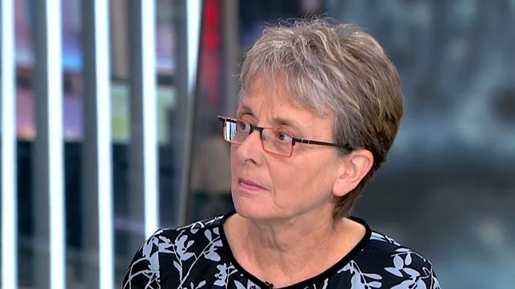 לאה גולדין נגד בנט: "הבטחת שינוי - אל תחזור על מקרה רון ארד"