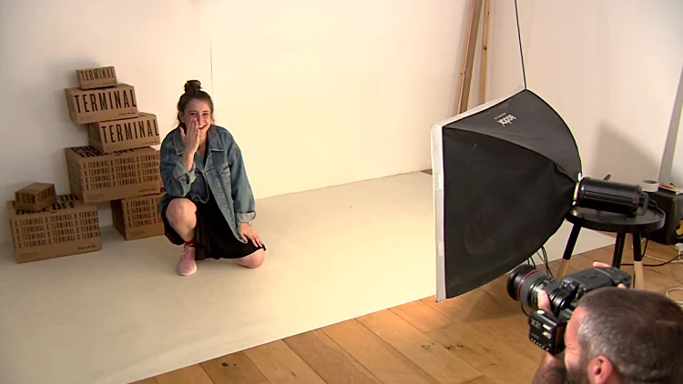 כבר לא רק הבת של: אלונה סער מדברת על הכל