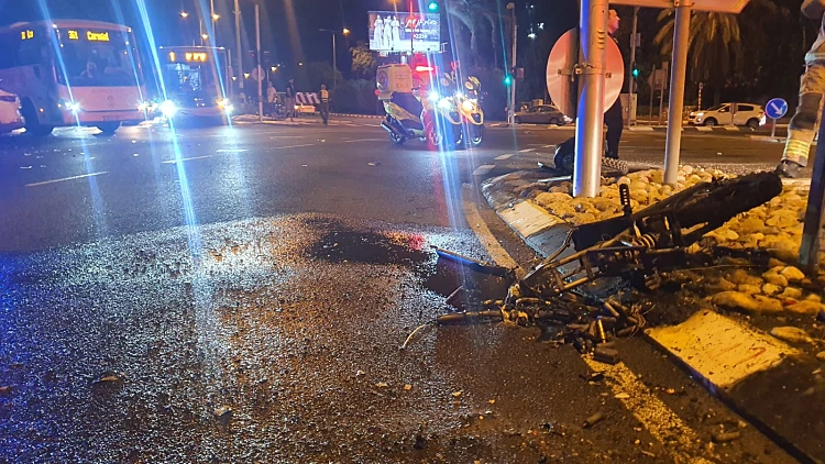 קרית מוצקין: רוכב אופניים חשמליים בן 18 נהרג מפגיעת רכב