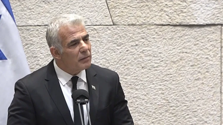 לפיד במליאה: "צאצאיו האידיאולוגים של יגאל עמיר יושבים בכנסת"