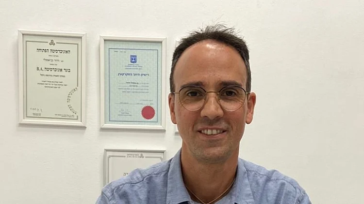 דרור בן אסולי זוכה בפרס