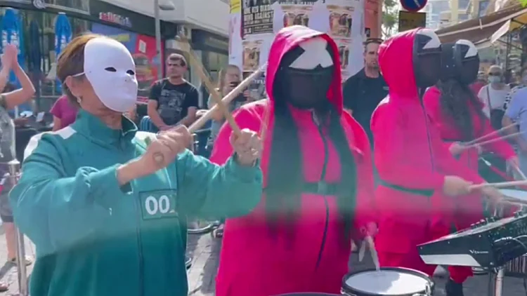 אגף האיקסים: השופטים של אקס פקטור עושים את משחק הדיונון