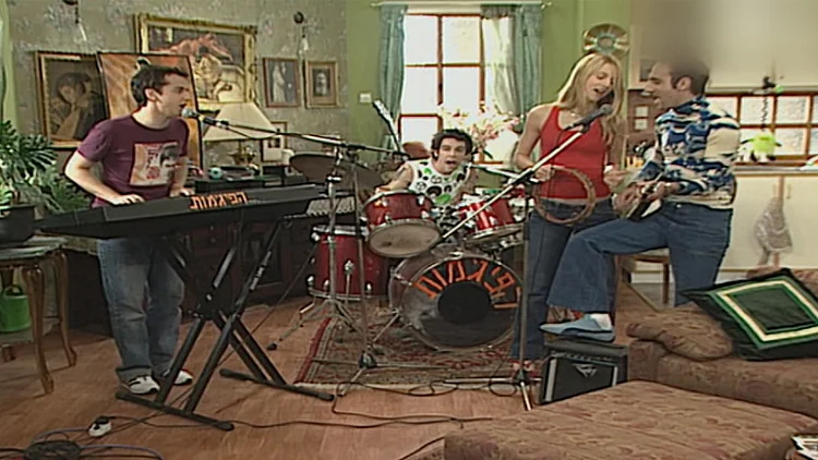 הפיג'מות חוזרים: כוכבי הסדרה האהובה התאחדו לכמה הופעות