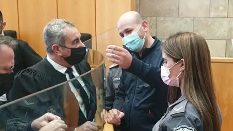 "זעמו על התערבותו בסכסוכי משפחות": אישום נגד היורים על ביתו של חכרוש