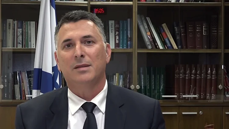 סער: "בכהונה ללא הגבלה הנבחר מסתכל על הישרדות אינסופית"