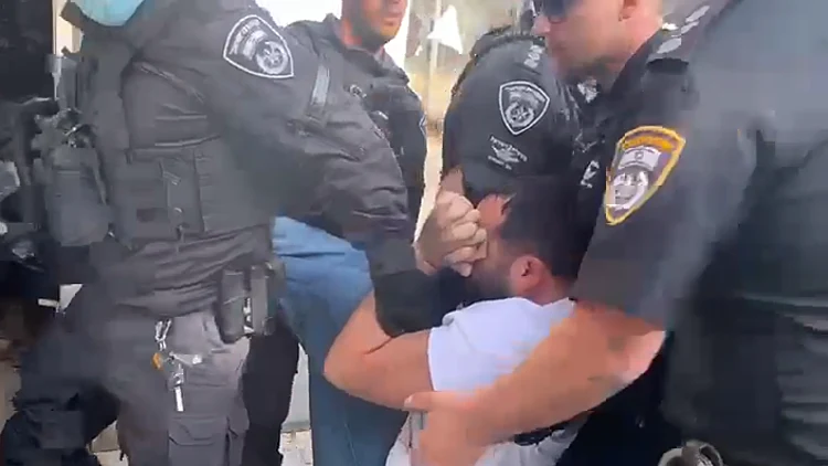 פינוי התושבים מגבעת עמל