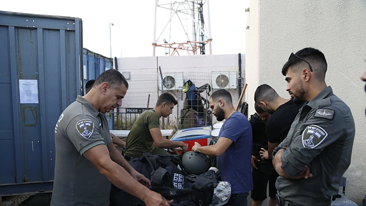 3 שבועות לאחר ההנחיה לתגבר את הכוחות בב"ש - פלוגות מג"ב הוצאו מהעיר