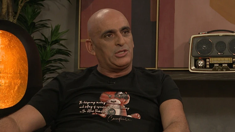 סלבריישן עם צחי קומה, עונה 5, פרק 4: יובל המבולבל